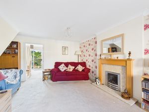 Lounge- click for photo gallery